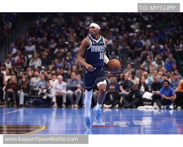 克莱赞布兰登威廉姆斯勤奋拼搏展现无限潜力与前途