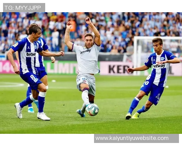 皇马客战赫罗纳大名单公布库尔图瓦吕迪格复出赫伊森等缺席